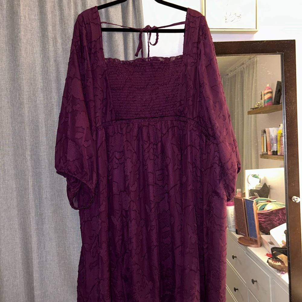 Brand new, never worn Torrid dress, 5x, beautiful purple color